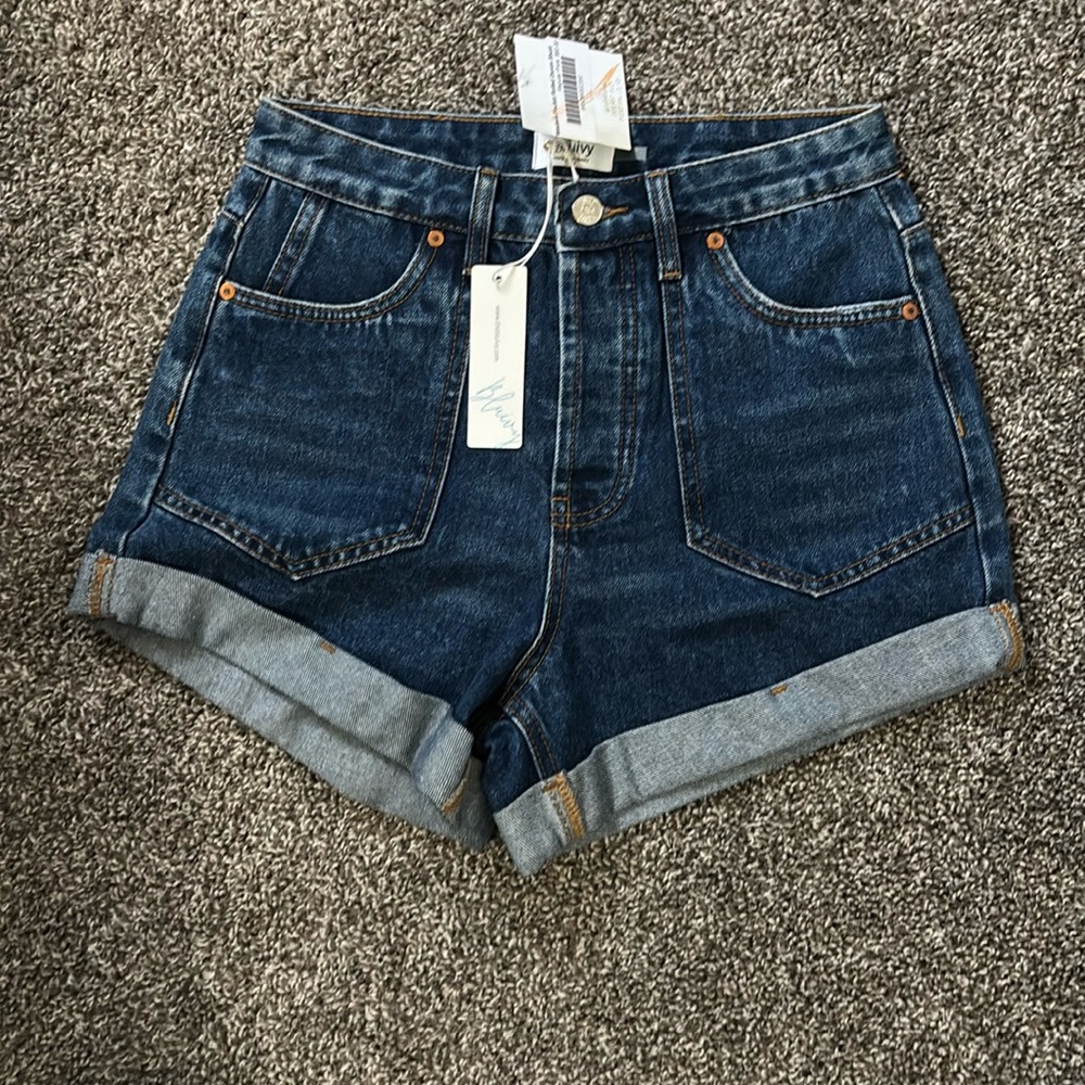 Brand new blu ivy brand shorts